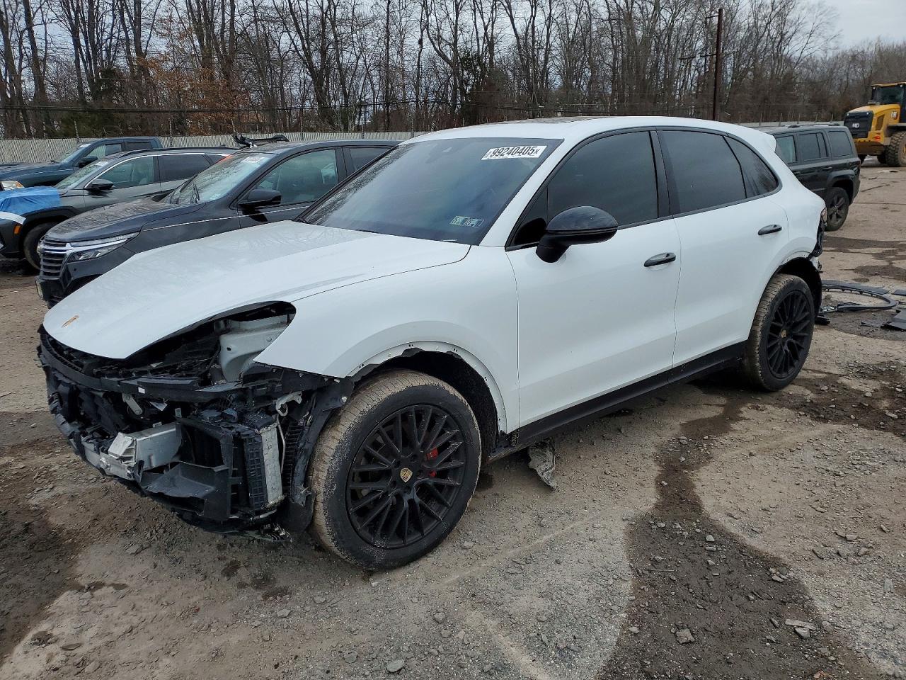 2019 PORSCHE CAYENNE