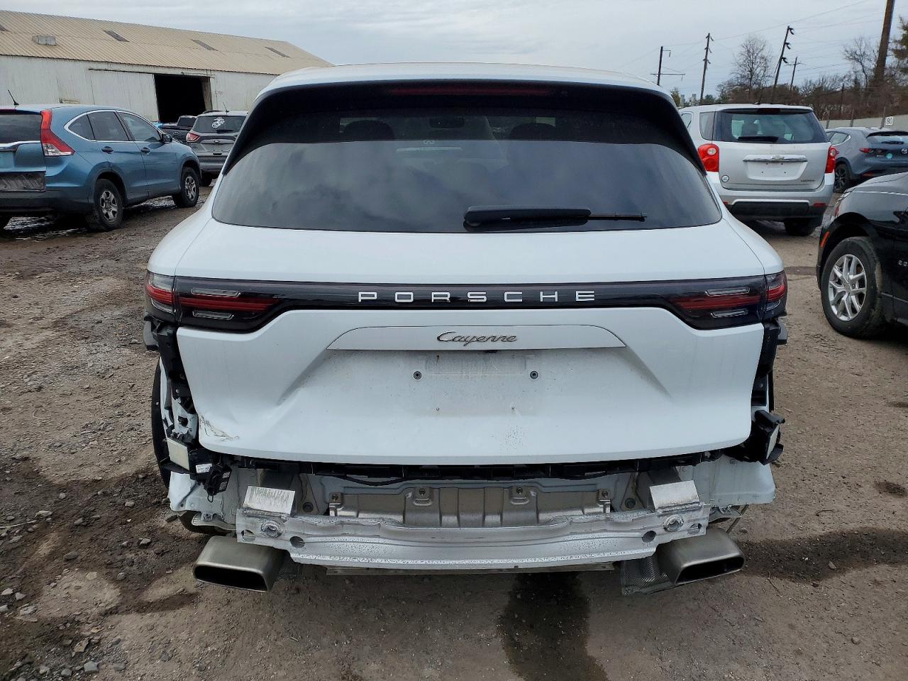 2019 PORSCHE CAYENNE photo 6