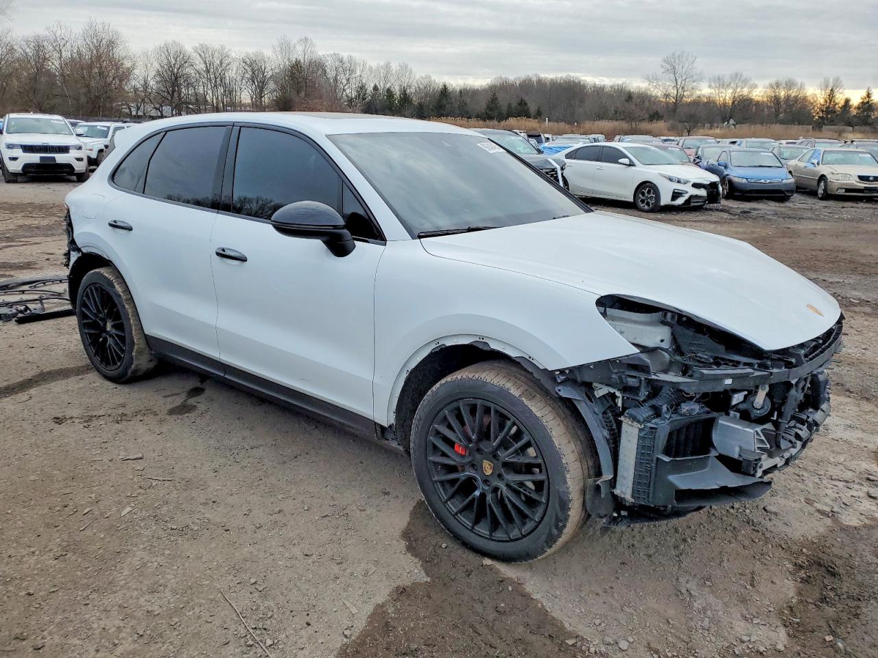 2019 PORSCHE CAYENNE photo 4
