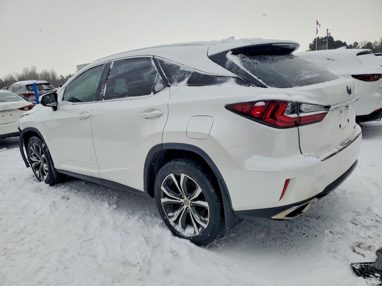 2016 LEXUS RX photo 2