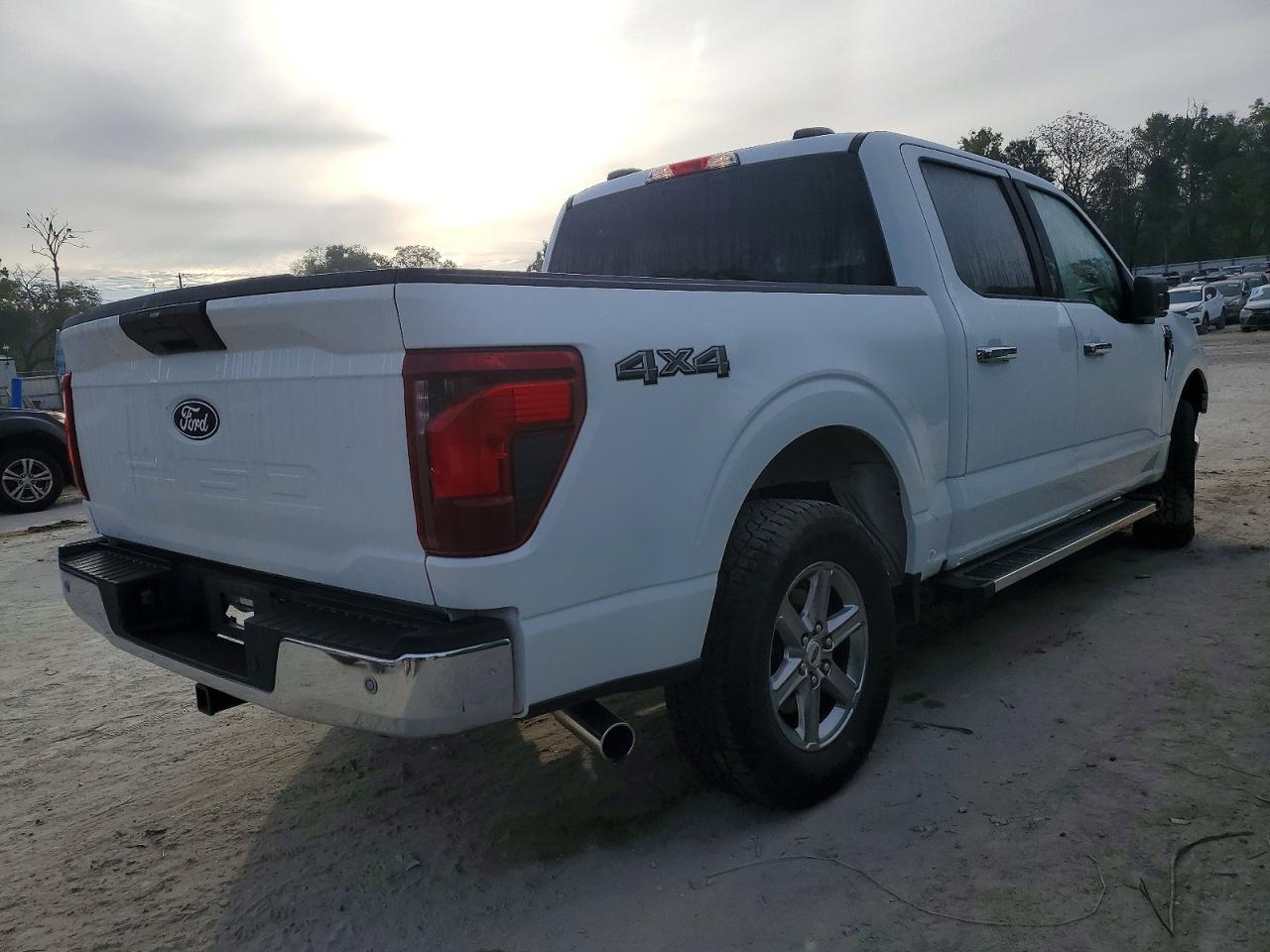 2025 FORD F150 XLT photo 3
