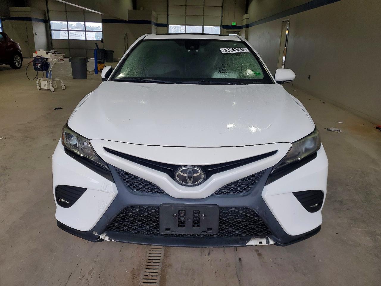 2019 TOYOTA CAMRY L photo 5