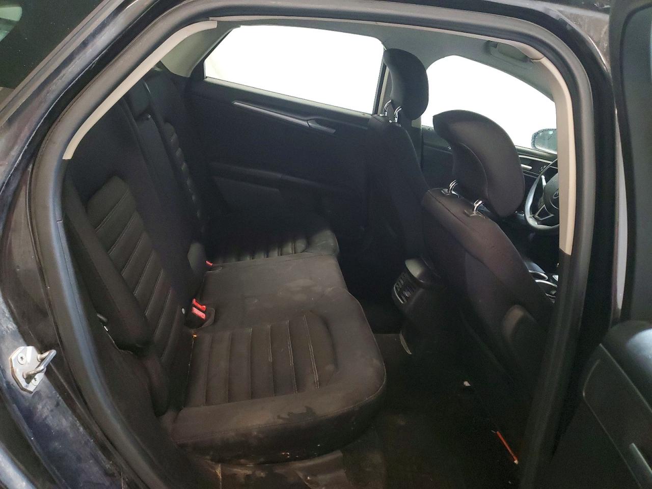 2013 FORD FUSION SE photo 10