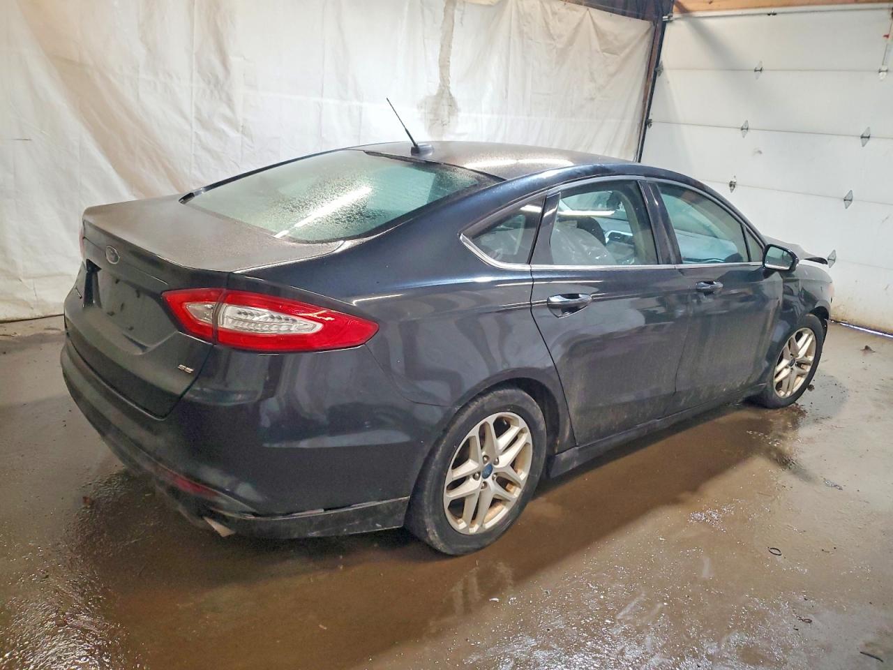 2013 FORD FUSION SE photo 3