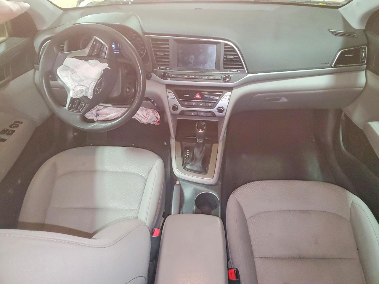 2018 HYUNDAI ELANTRA SEL photo 8