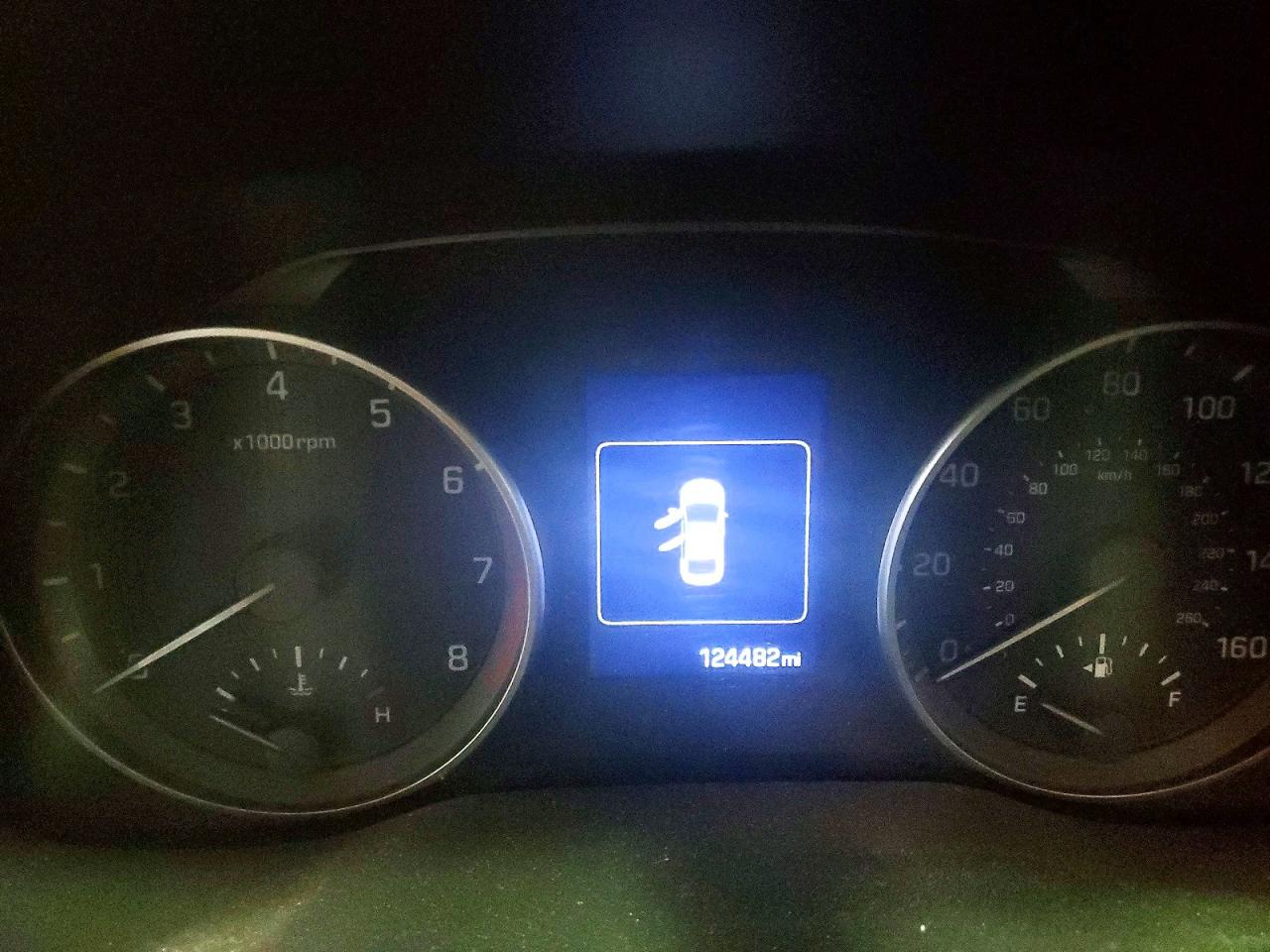 2018 HYUNDAI ELANTRA SEL photo 9