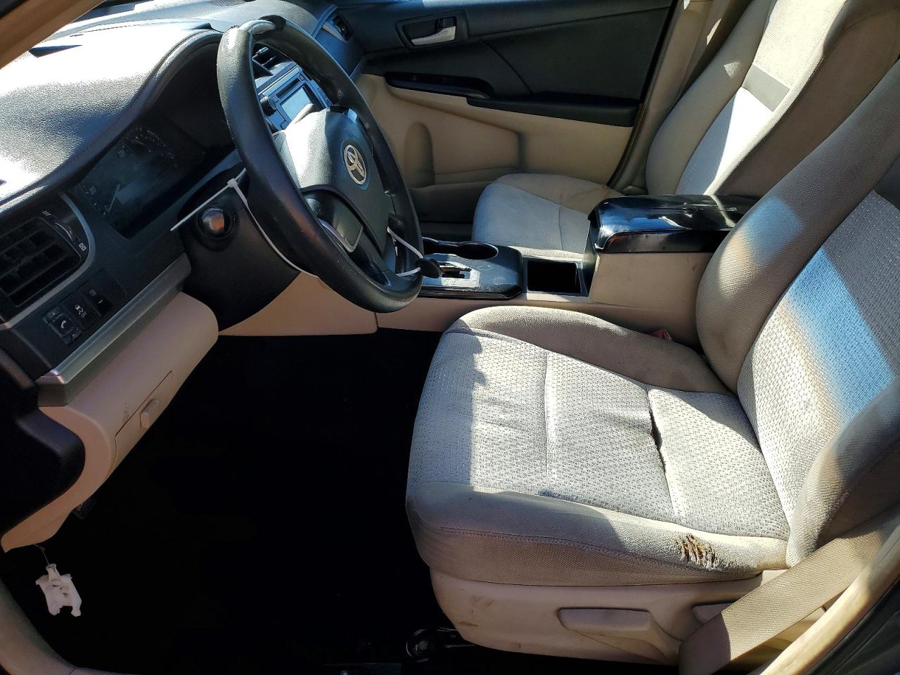 2012 TOYOTA CAMRY BASE photo 7
