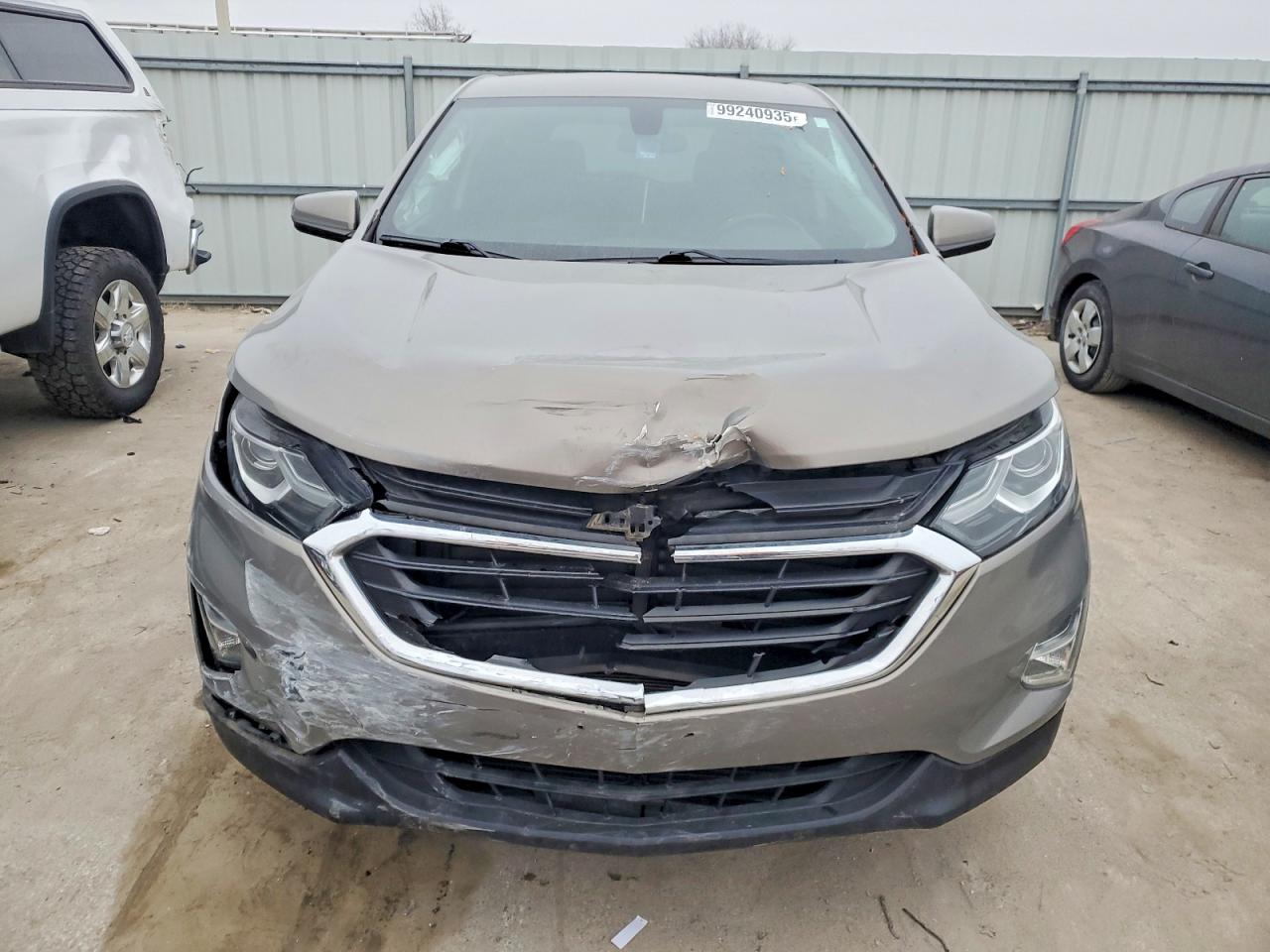 2019 CHEVROLET EQUINOX LT photo 5