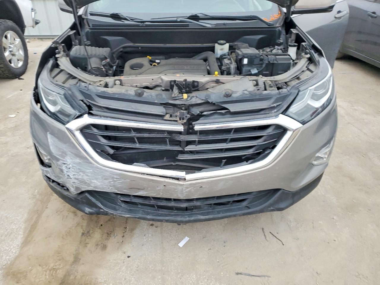 2019 CHEVROLET EQUINOX LT photo 12