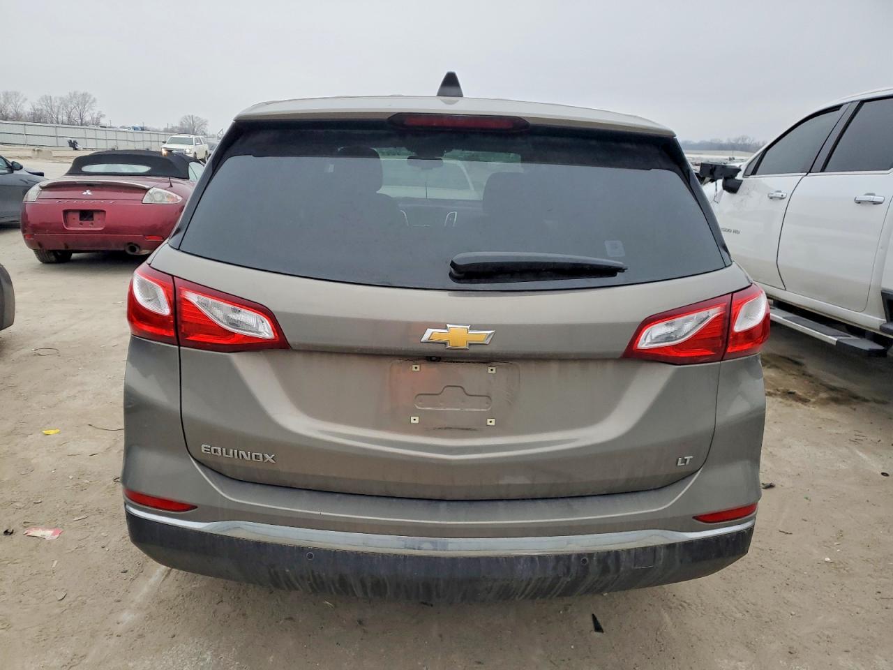 2019 CHEVROLET EQUINOX LT photo 6
