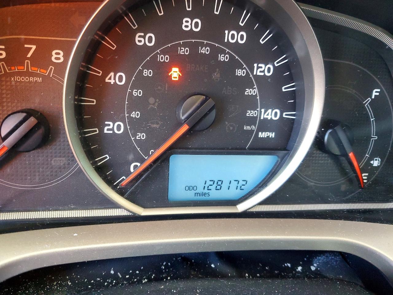2015 TOYOTA RAV4 XLE photo 9