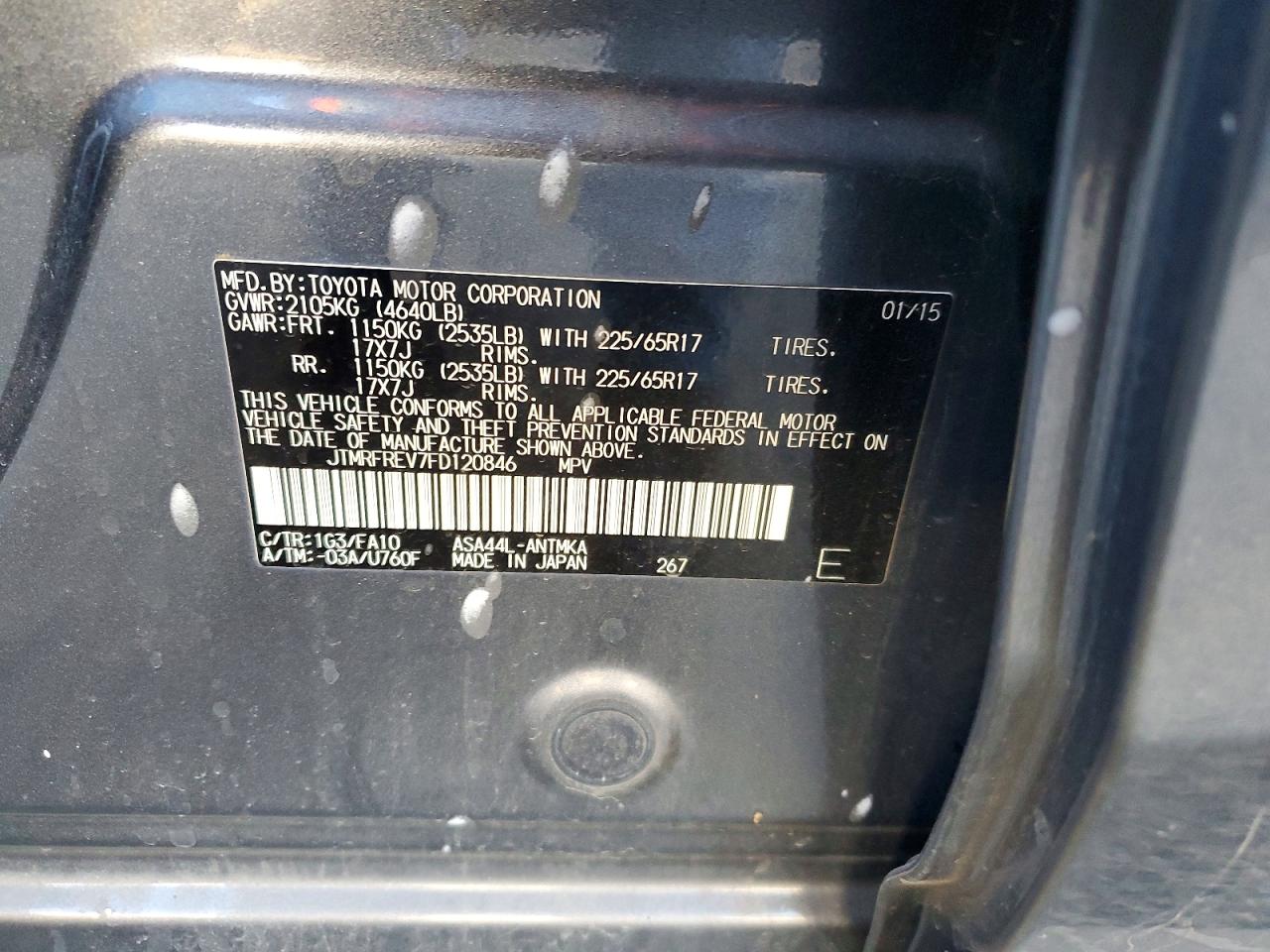 2015 TOYOTA RAV4 XLE photo 13
