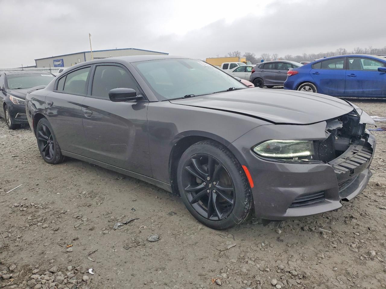 2018 DODGE CHARGER SXT photo 4