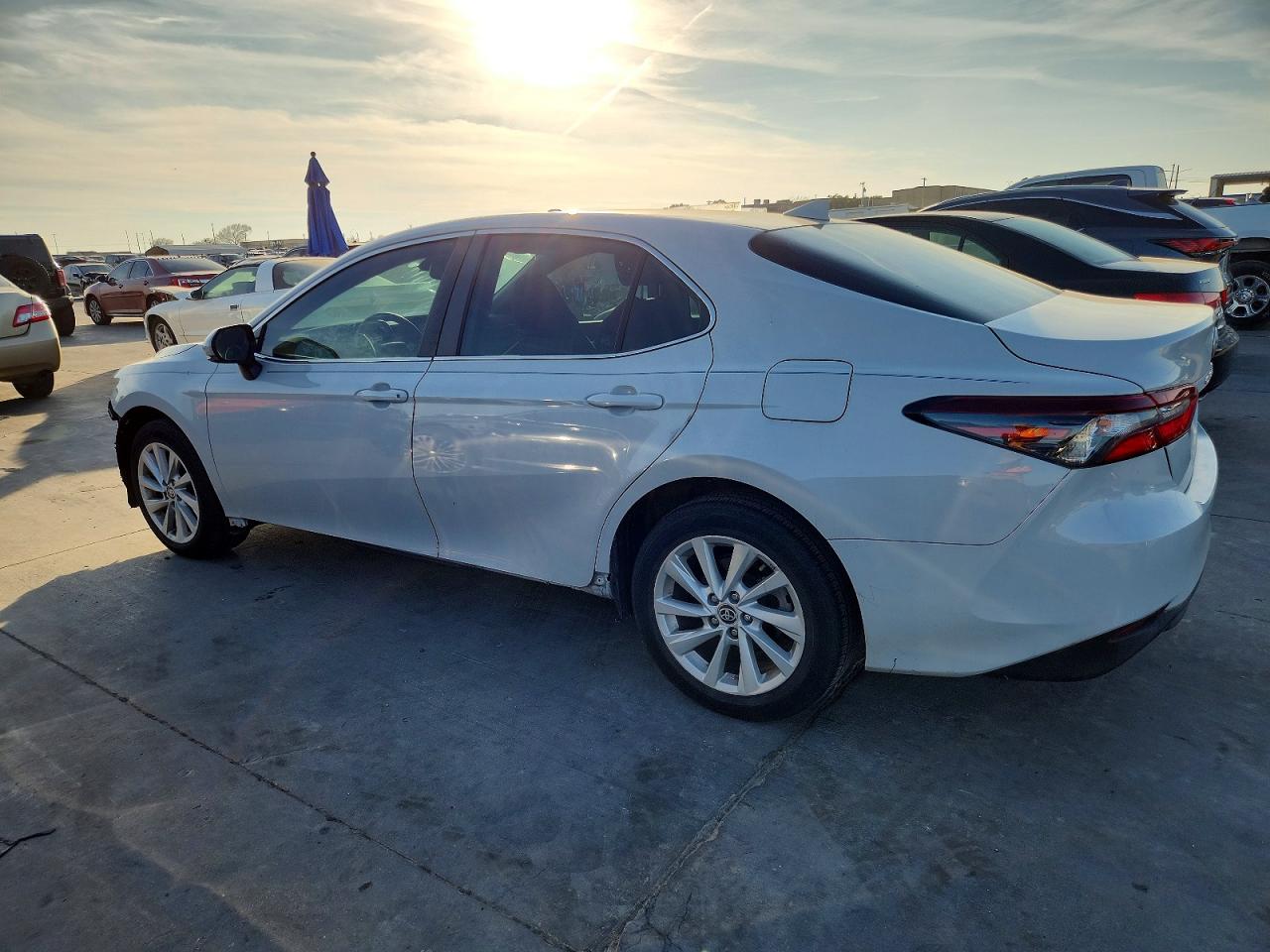 2024 TOYOTA CAMRY LE photo 2