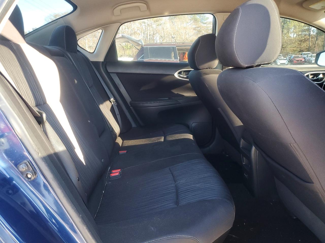 2018 NISSAN SENTRA S photo 10