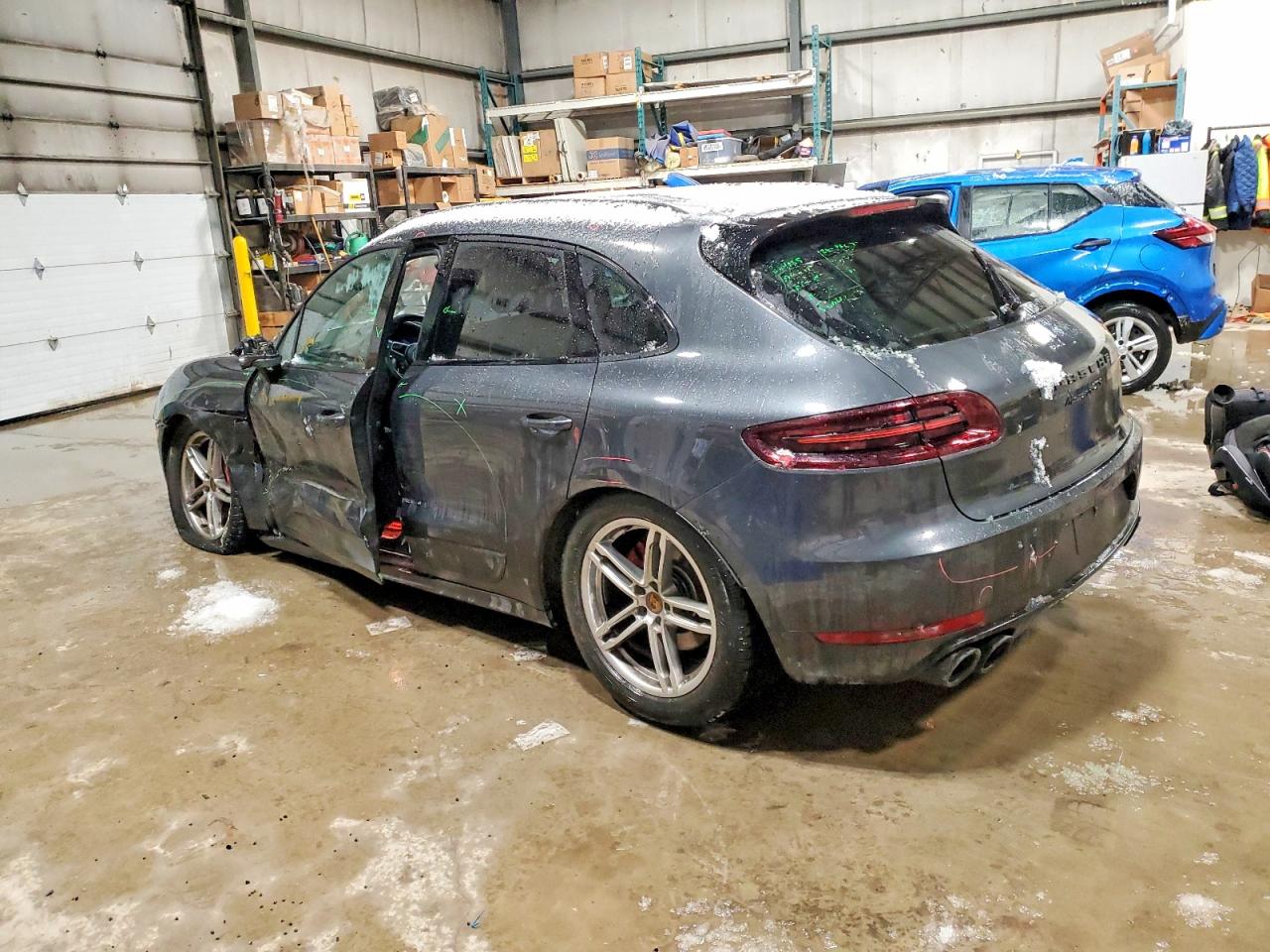 2018 PORSCHE MACAN GTS photo 2