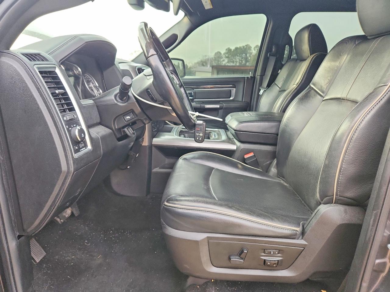 2016 RAM 1500 LONGHORN photo 7