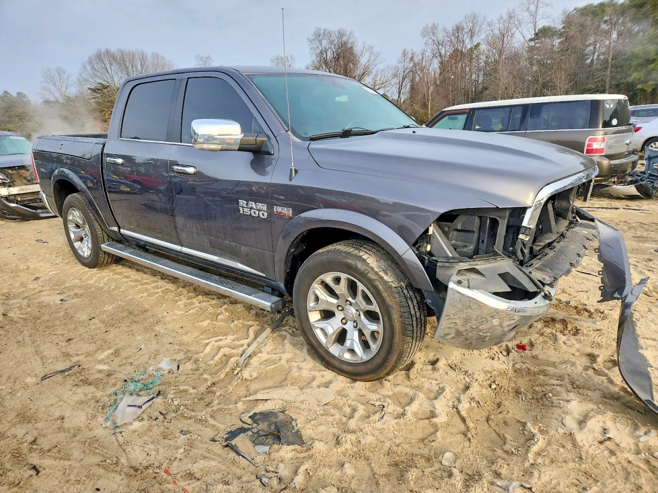 2016 RAM 1500 LONGHORN photo 4