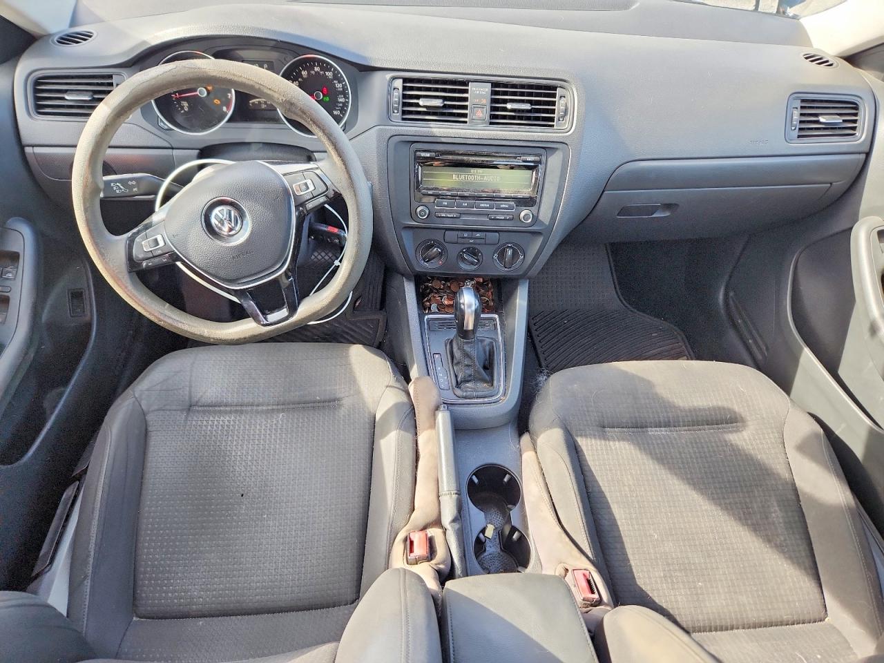 2015 VOLKSWAGEN JETTA BASE photo 8