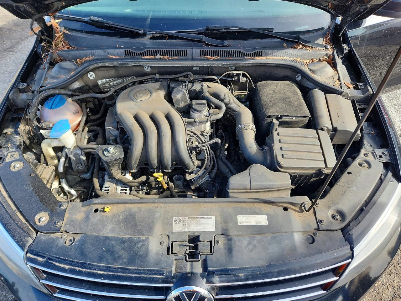 2015 VOLKSWAGEN JETTA BASE photo 11