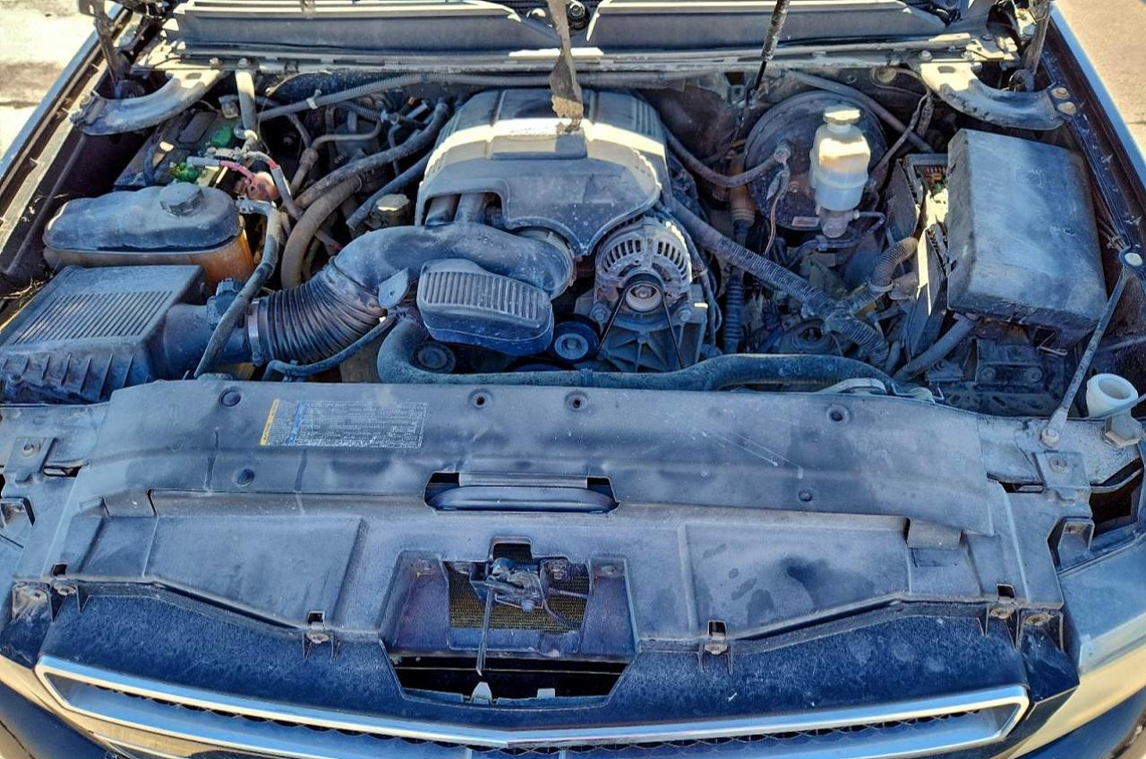 2010 CHEVROLET SUBURBAN K1500 LS photo 12