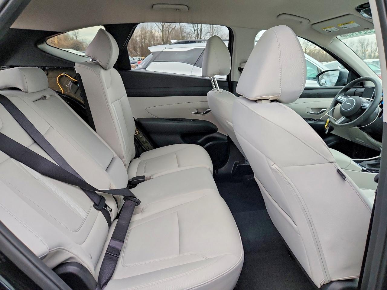 2025 HYUNDAI TUCSON SEL photo 11