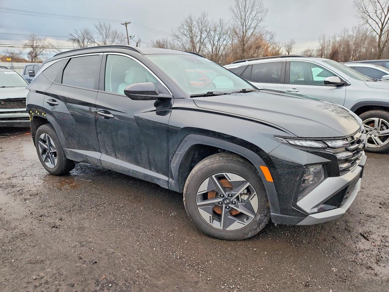 2025 HYUNDAI TUCSON SEL photo 4