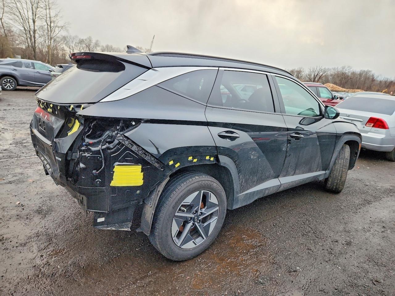 2025 HYUNDAI TUCSON SEL photo 3