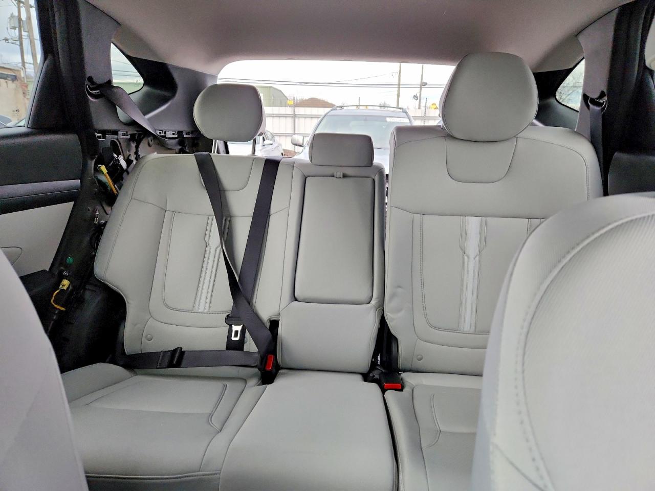 2025 HYUNDAI TUCSON SEL photo 10