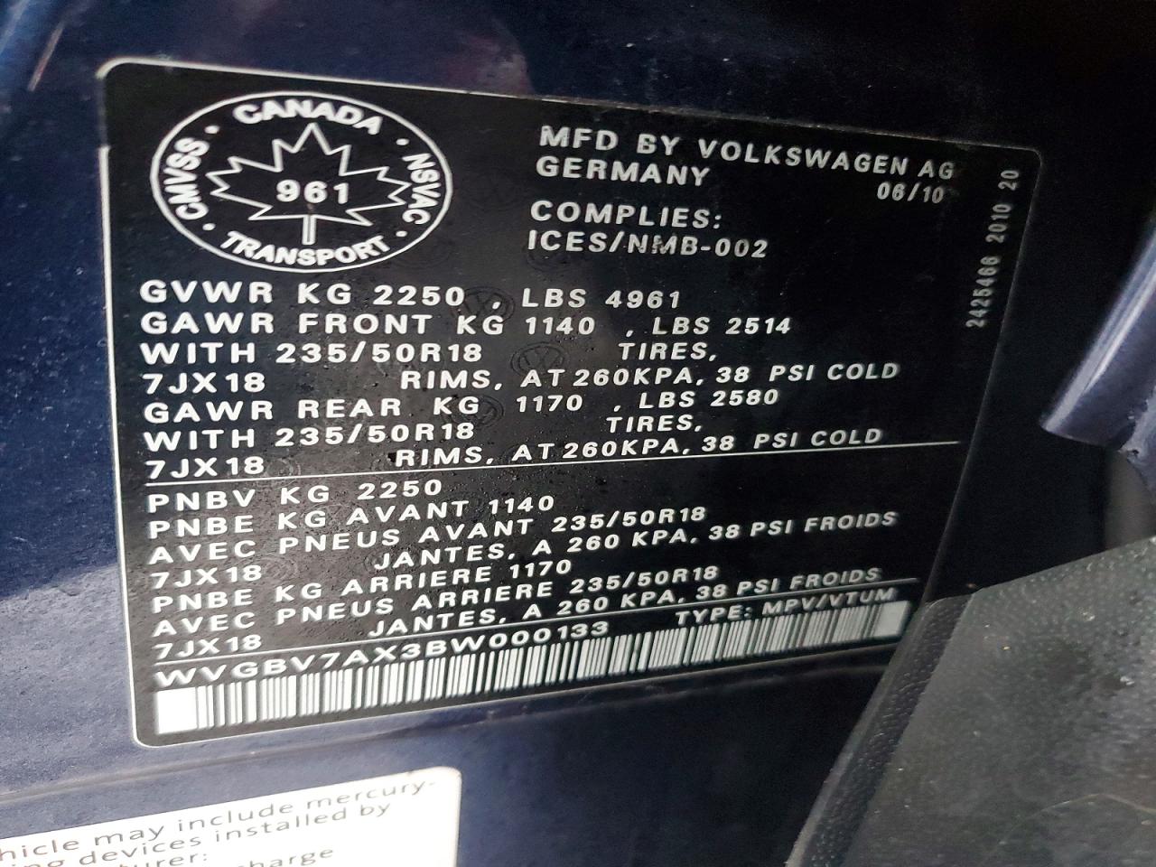 2011 VOLKSWAGEN TIGUAN S photo 14