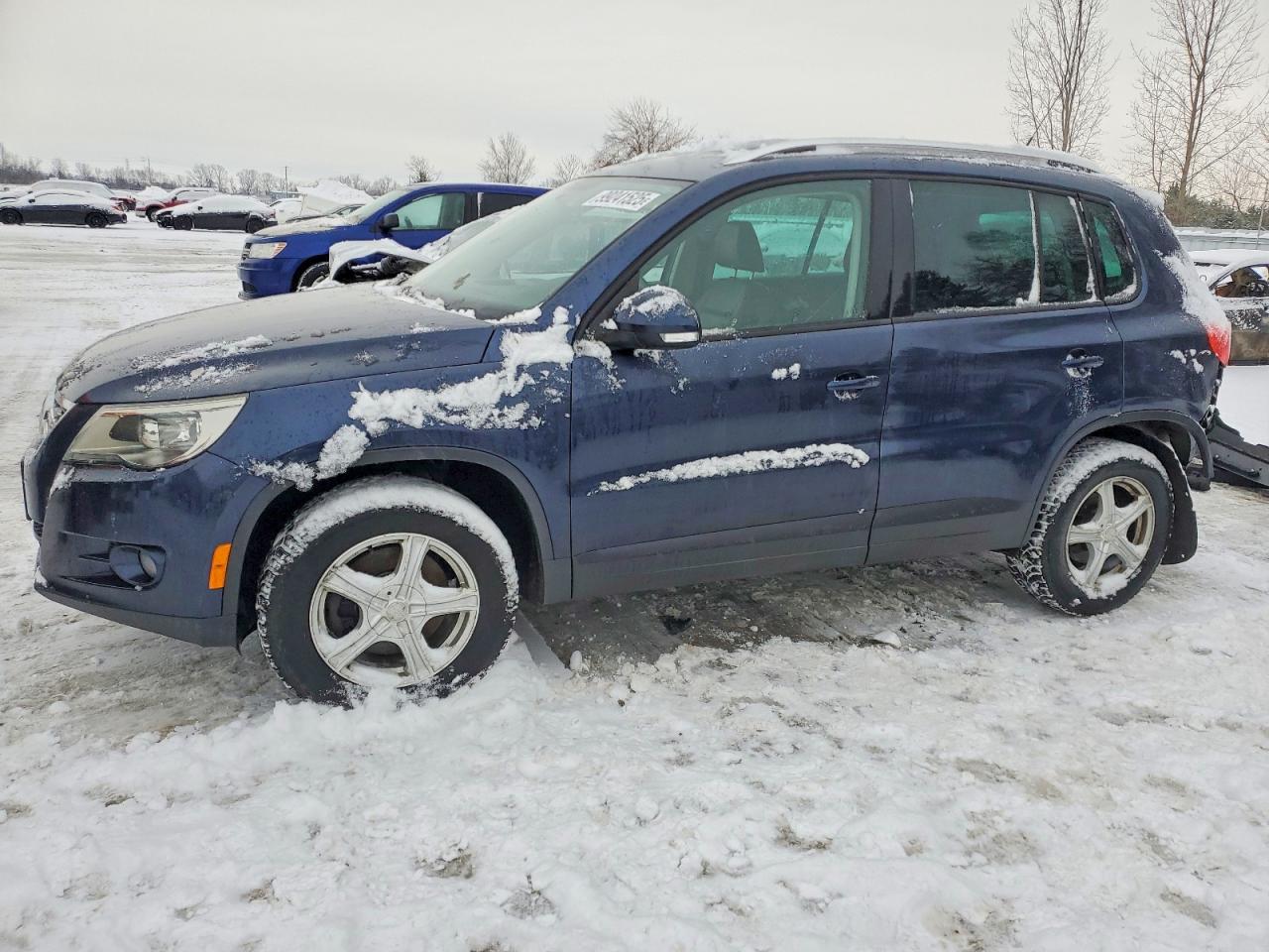 2011 VOLKSWAGEN TIGUAN