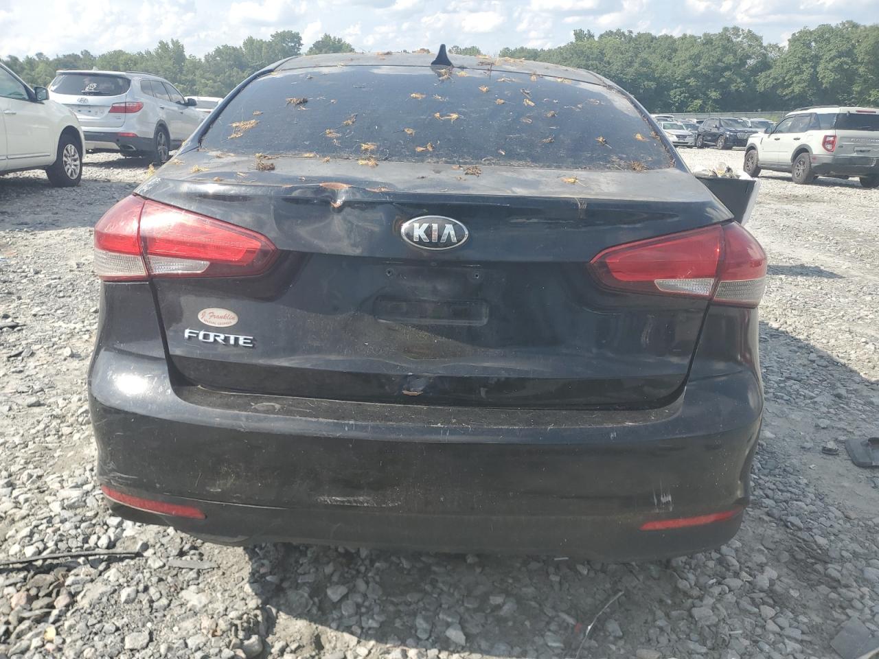 2017 KIA FORTE LX photo 6