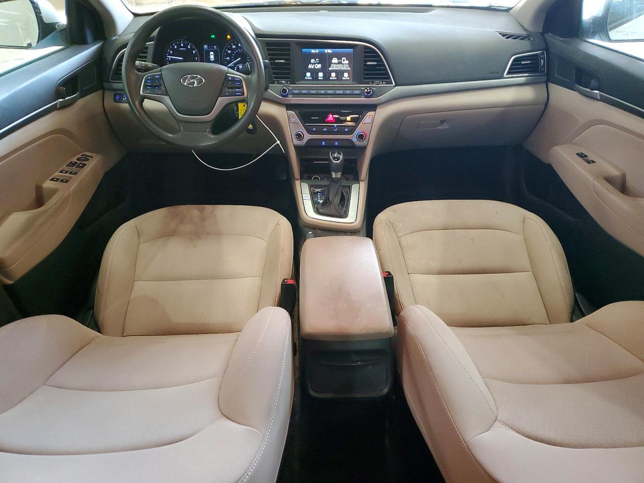 2018 HYUNDAI ELANTRA SEL photo 8