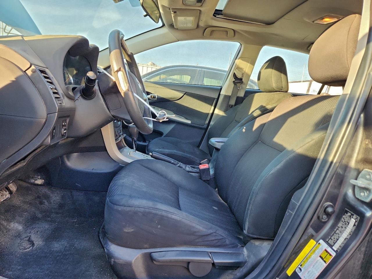 2011 TOYOTA COROLLA BASE photo 7