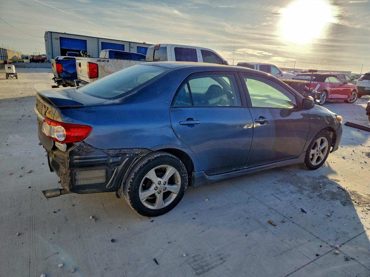 2011 TOYOTA COROLLA BASE photo 3