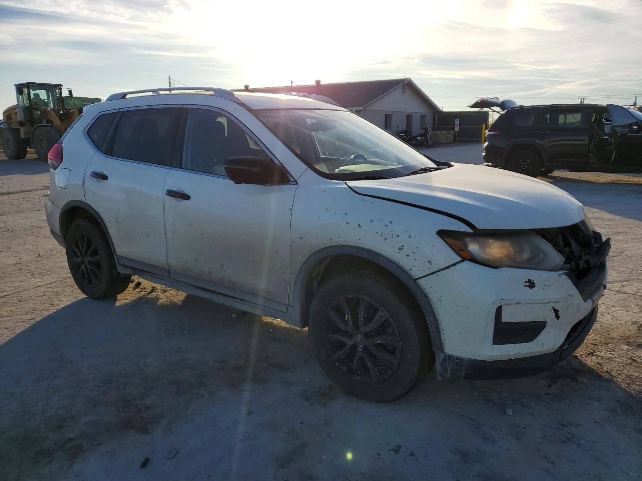 2017 NISSAN ROGUE S photo 4