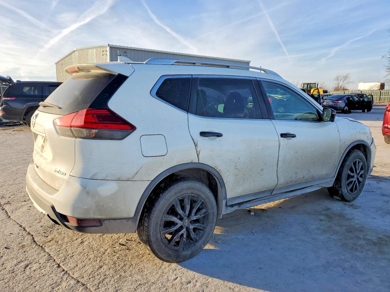 2017 NISSAN ROGUE S photo 3