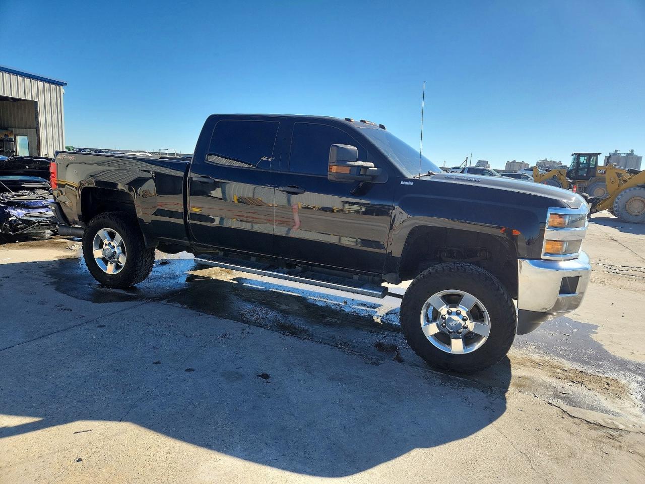 2016 CHEVROLET SILVERADO K2500 HEAVY DUTY photo 4