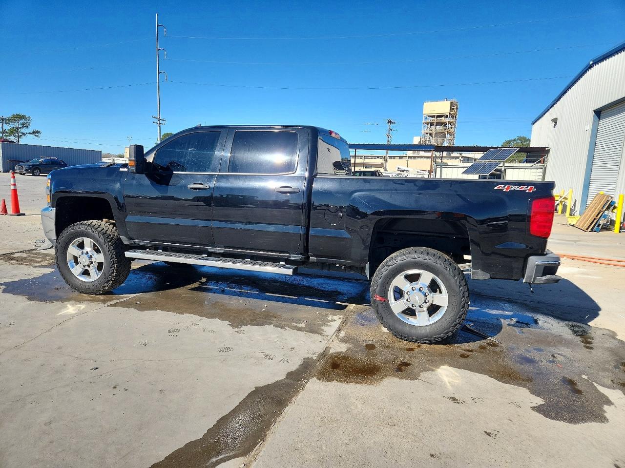 2016 CHEVROLET SILVERADO K2500 HEAVY DUTY photo 2