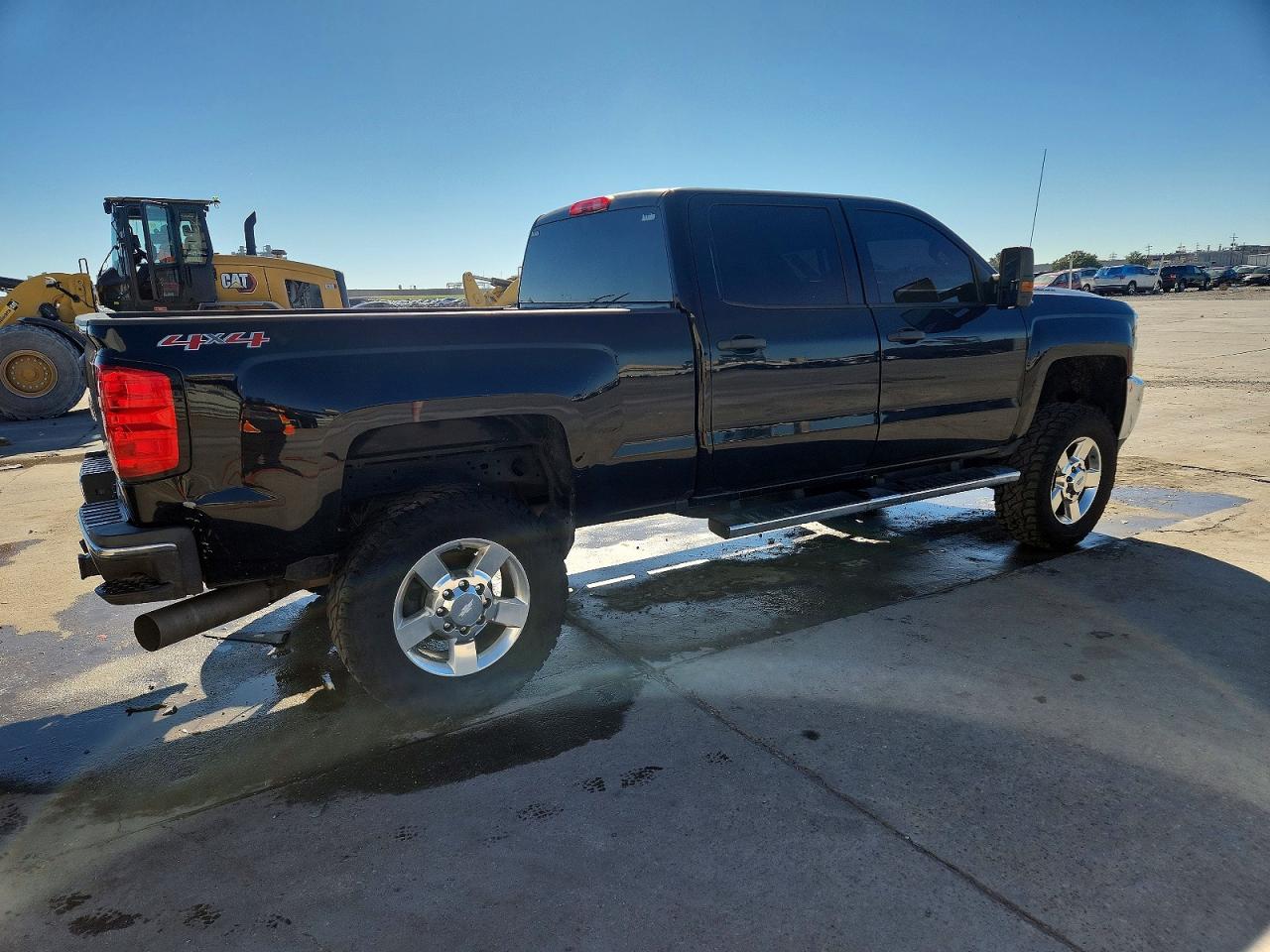 2016 CHEVROLET SILVERADO K2500 HEAVY DUTY photo 3