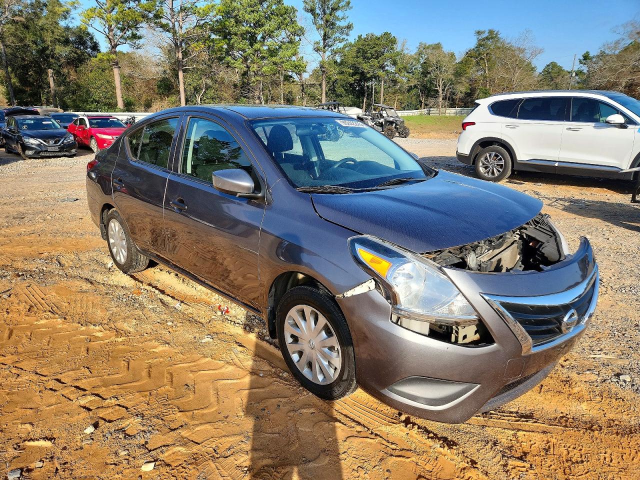 2018 NISSAN VERSA S photo 4