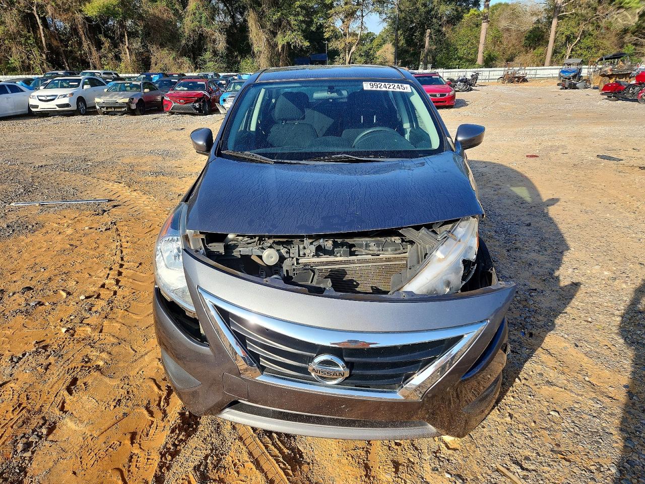 2018 NISSAN VERSA S photo 5