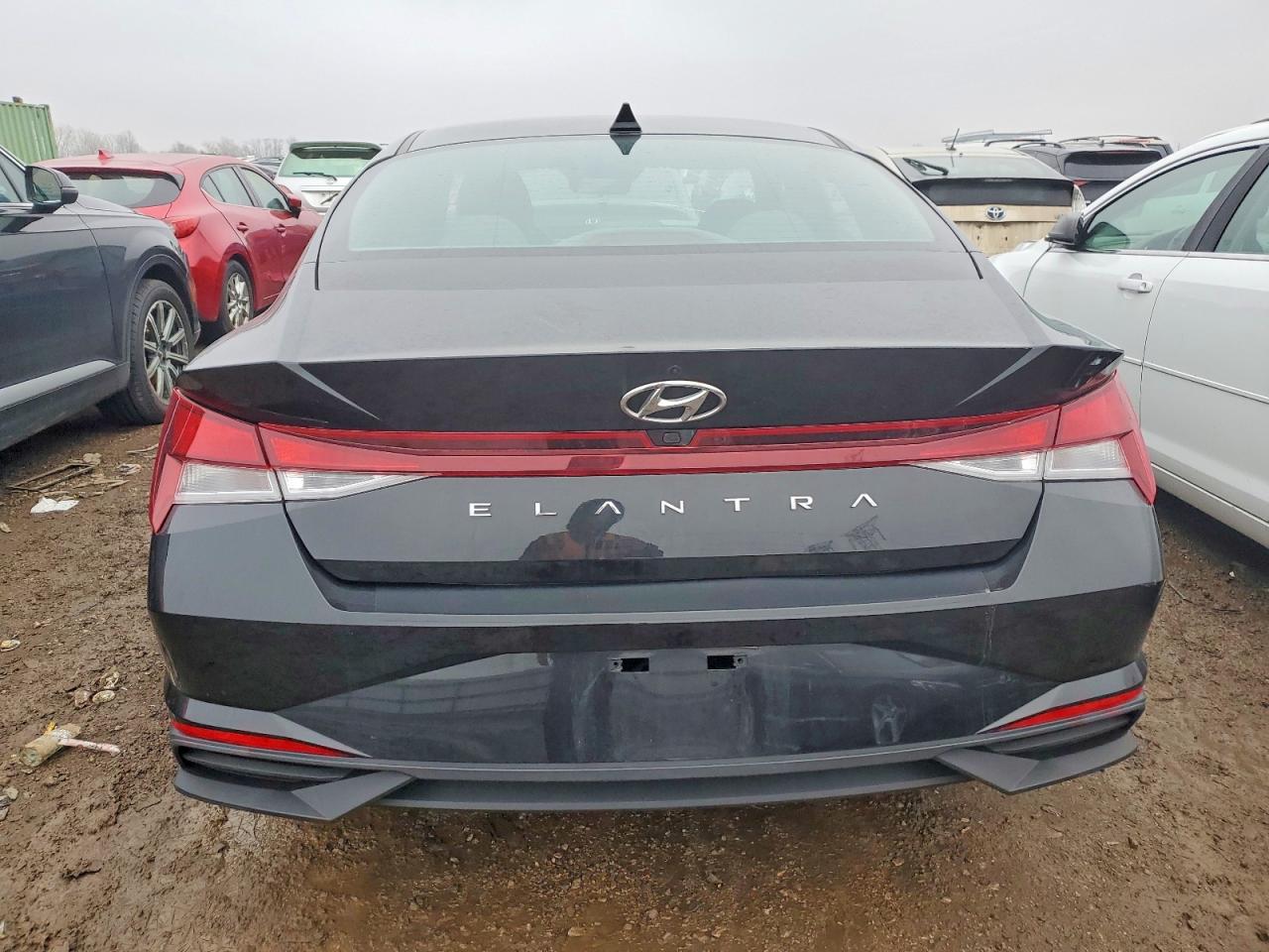 2021 HYUNDAI ELANTRA SEL photo 6