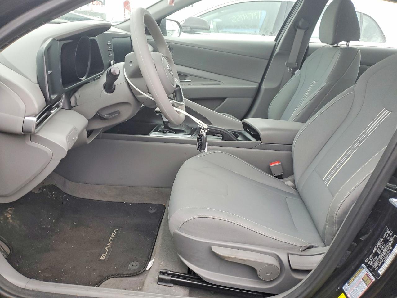 2021 HYUNDAI ELANTRA SEL photo 7