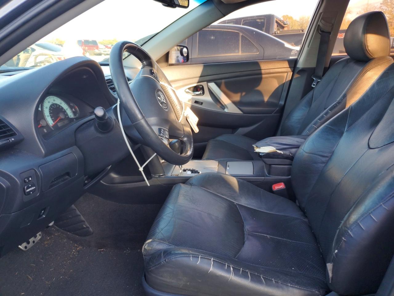 2010 TOYOTA CAMRY BASE photo 7