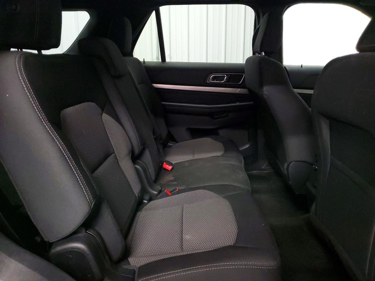 2018 FORD EXPLORER XLT photo 11