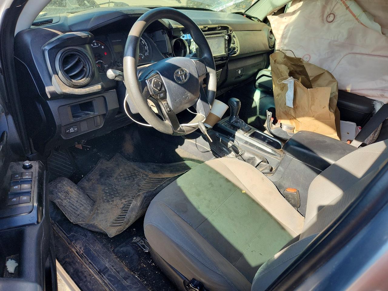 2017 TOYOTA TACOMA DOUBLE CAB photo 8