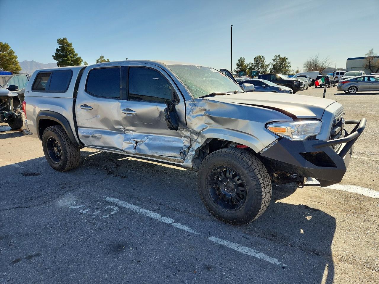 2017 TOYOTA TACOMA DOUBLE CAB photo 4