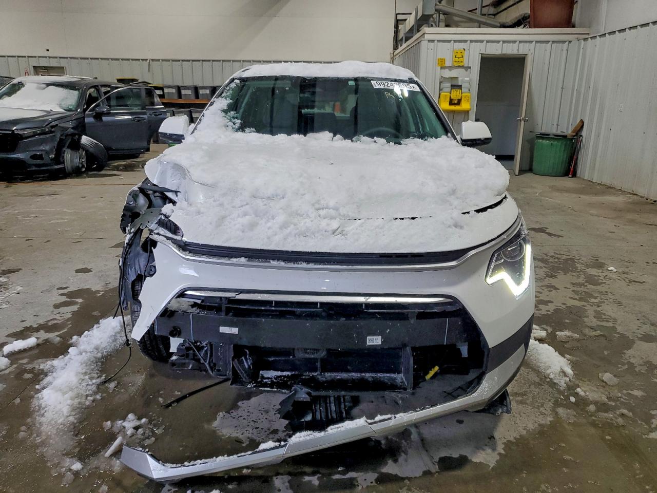 2024 KIA NIRO LX photo 5