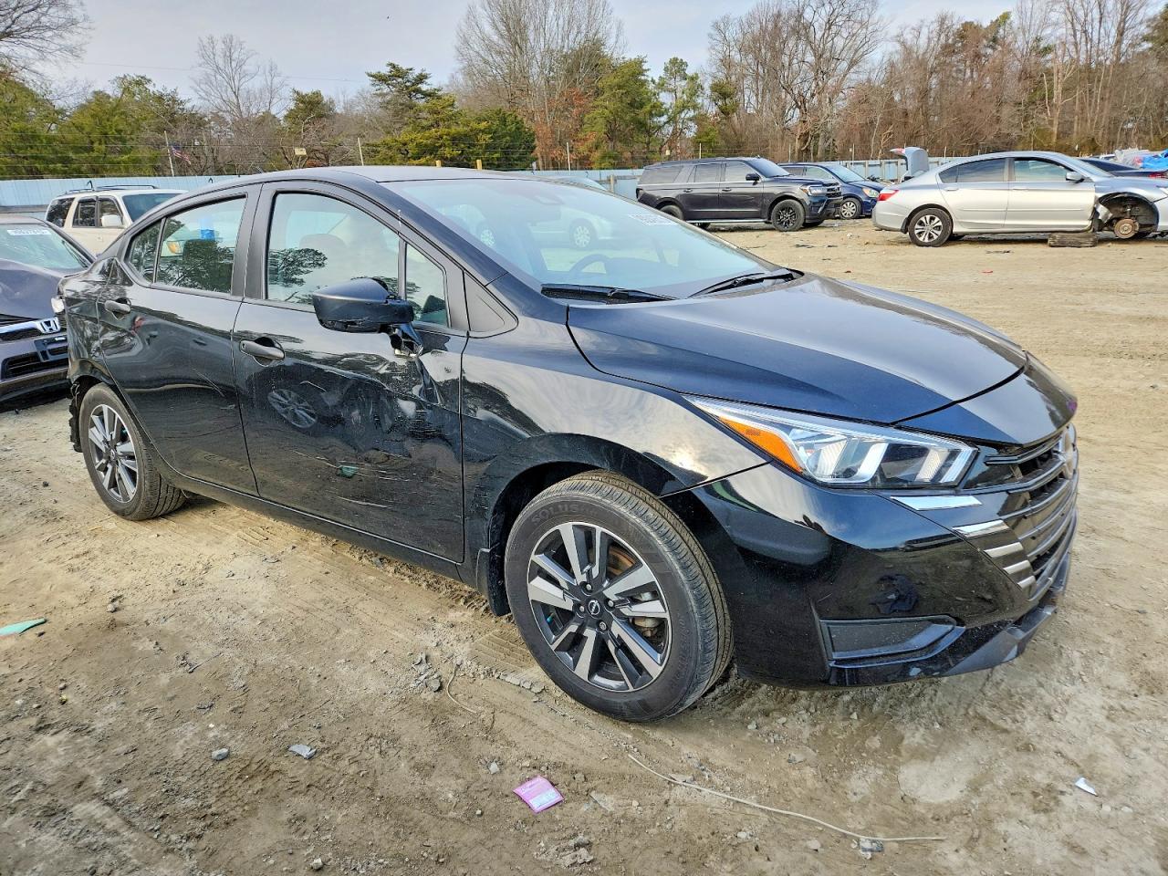 2024 NISSAN VERSA S photo 4